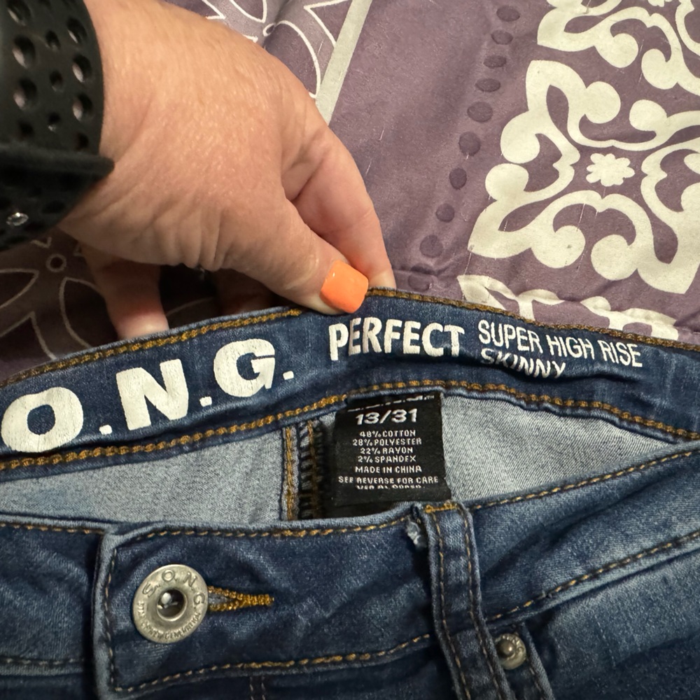 S.O.N.G jean’s size 13/31